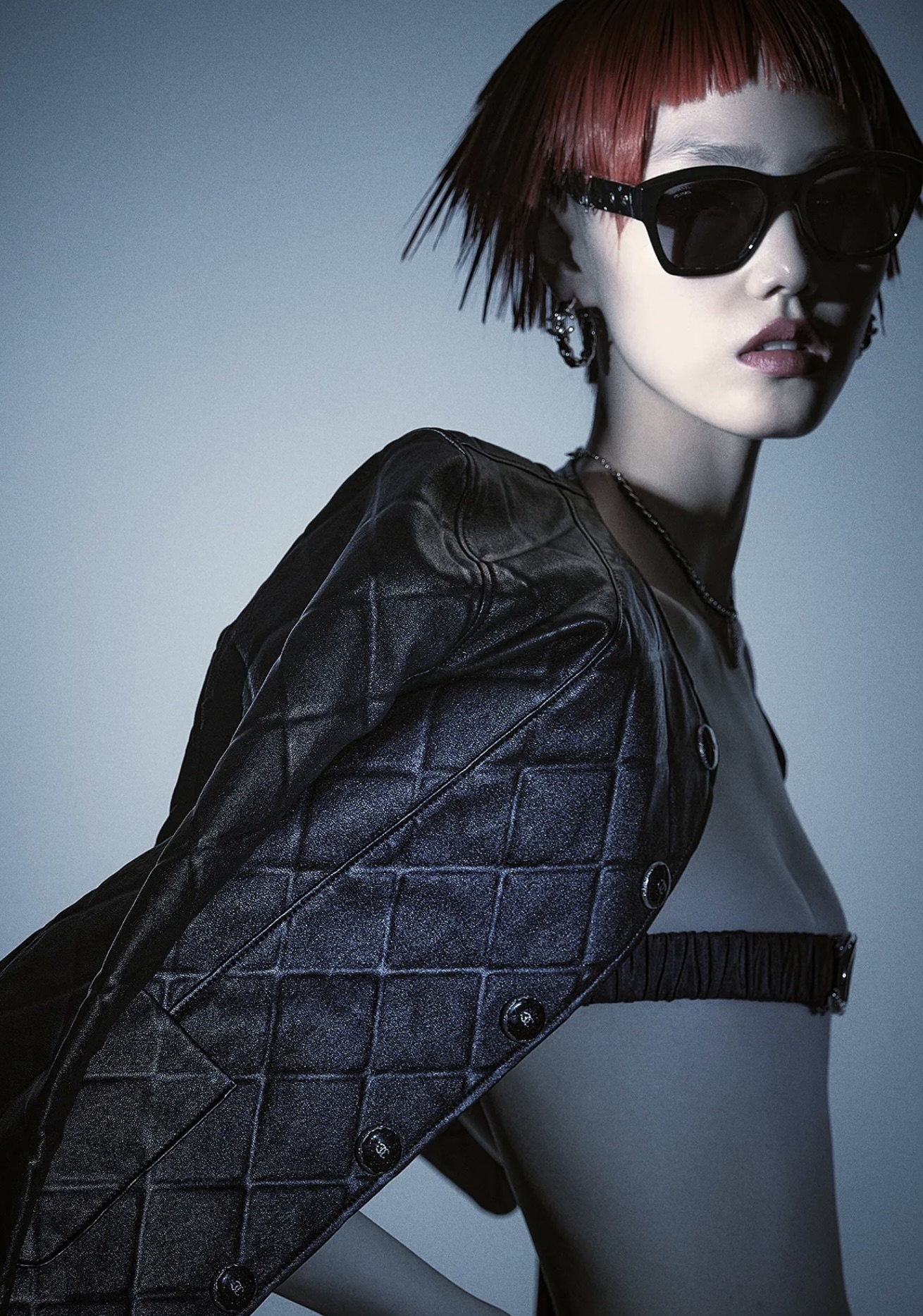 Chiaroscuro: A Renaissance Decor of Contemporary Fashion Photography